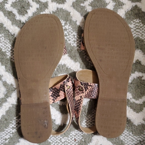 Like New Rock & Candy Bayrose Brown Snake Print Sandals - Picture 3 of 8